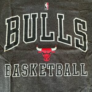 Derrick Rose Chicago Bulls Men’s Medium Shirt